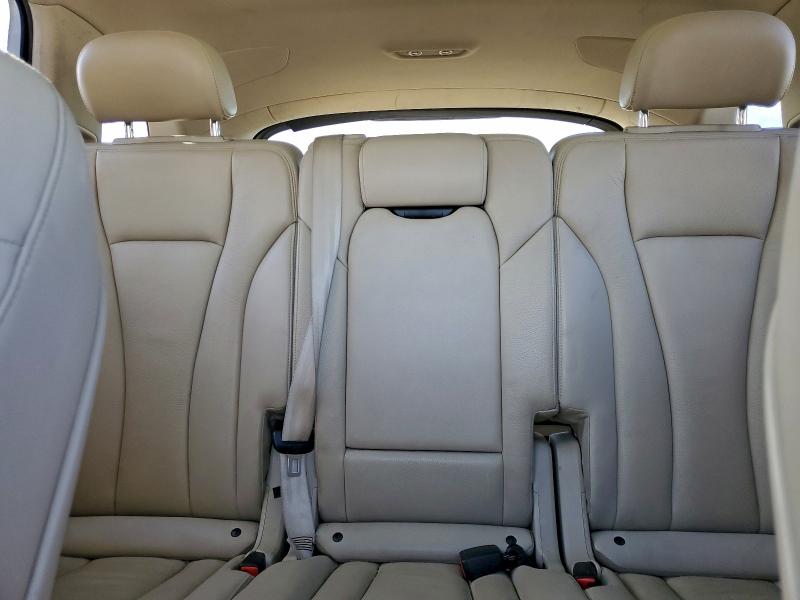 Фото 10 - AUDI Q7