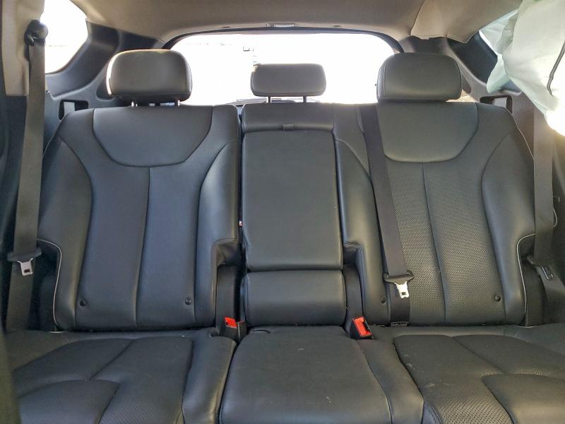 Фото 10 - HYUNDAI SANTA FE