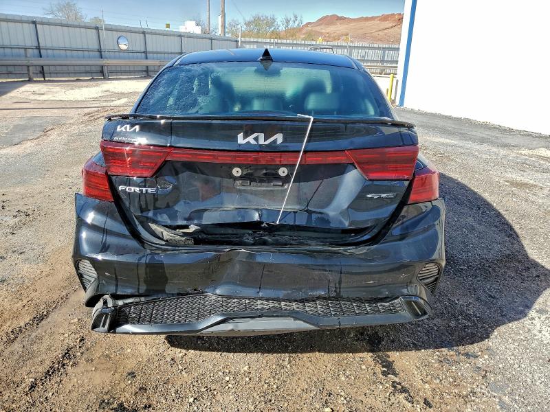 Фото 6 - KIA FORTE