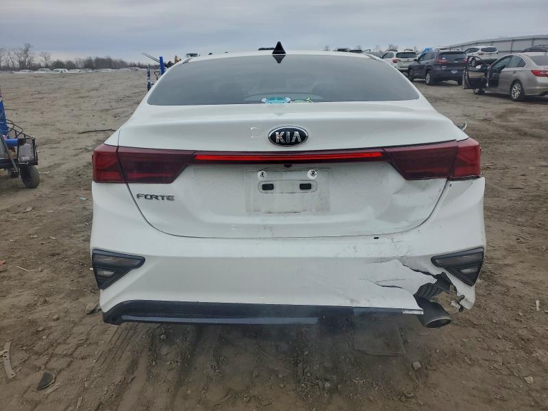 Фото 6 - KIA FORTE