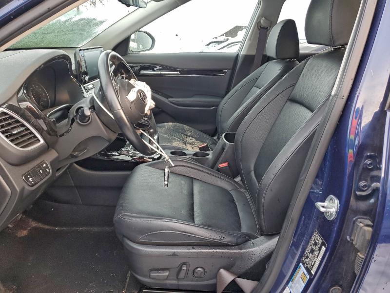 Фото 7 - KIA SELTOS