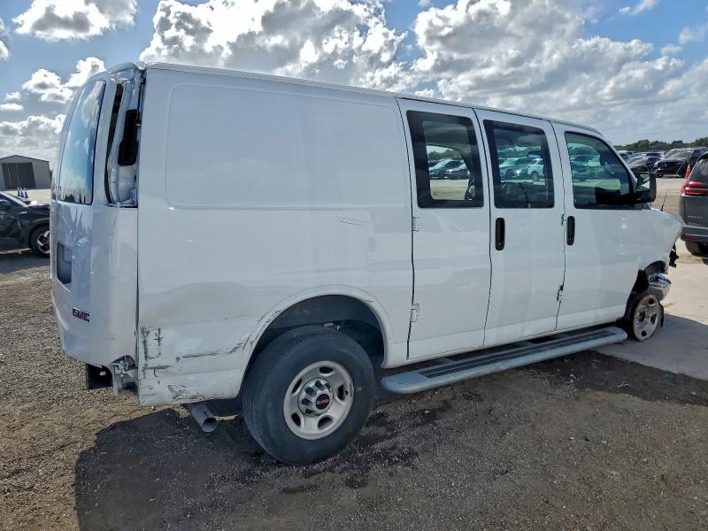 Фото 3 - GMC SAVANA