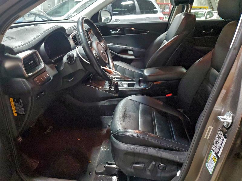 Фото 7 - KIA SORENTO