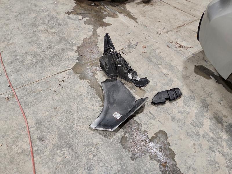 Фото 12 - TOYOTA COROLLA