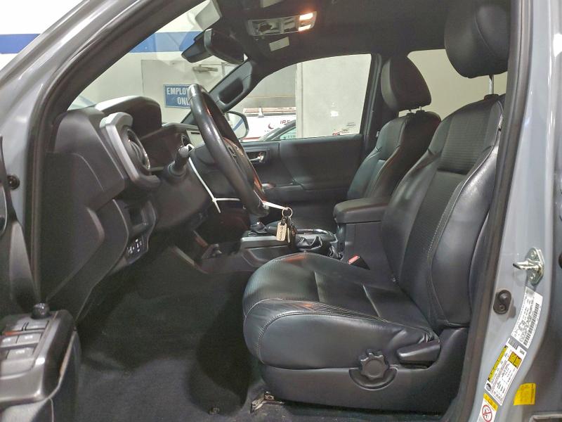 Фото 7 - TOYOTA TACOMA