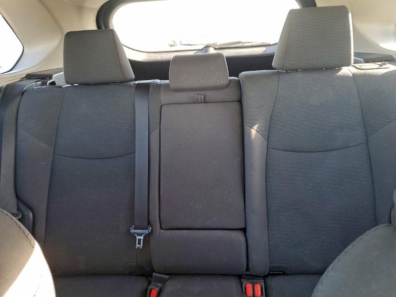 Фото 10 - TOYOTA RAV4