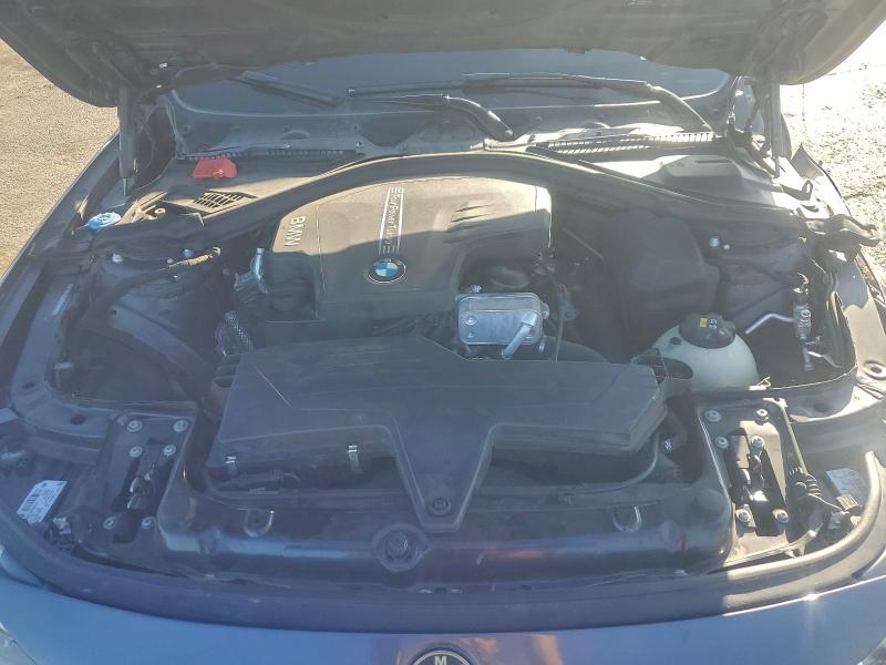 Фото 11 - BMW 3 SERIES