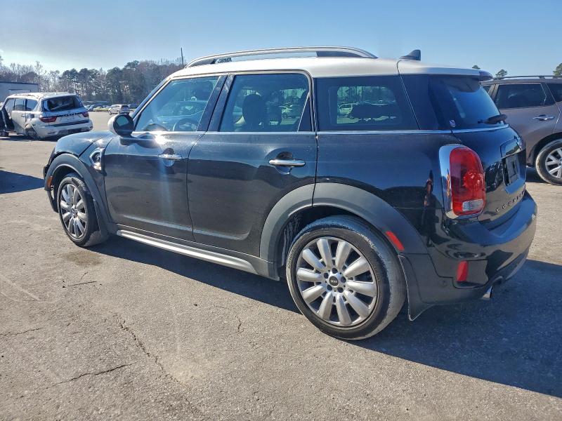 Фото 2 - MINI COOPER