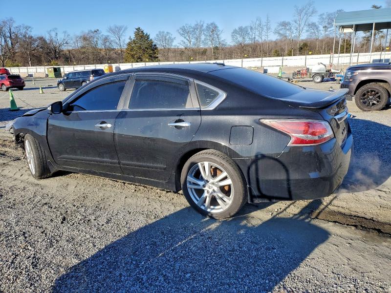 Фото 2 - NISSAN ALTIMA