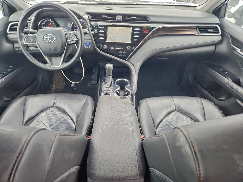 Фото 8 - TOYOTA CAMRY