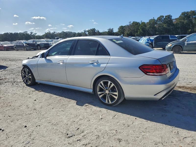 Фото 2 - MERCEDES-BENZ E-CLASS