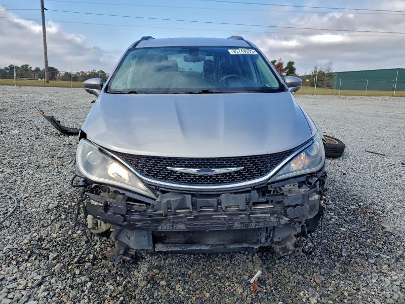 Фото 5 - CHRYSLER PACIFICA