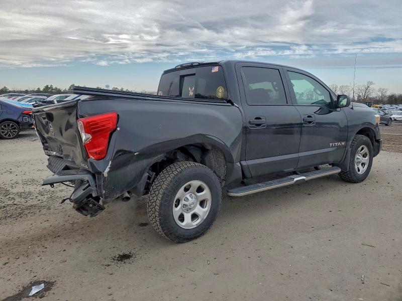 Фото 3 - NISSAN TITAN