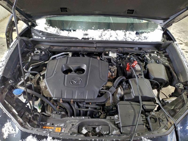 Фото 12 - MAZDA CX30