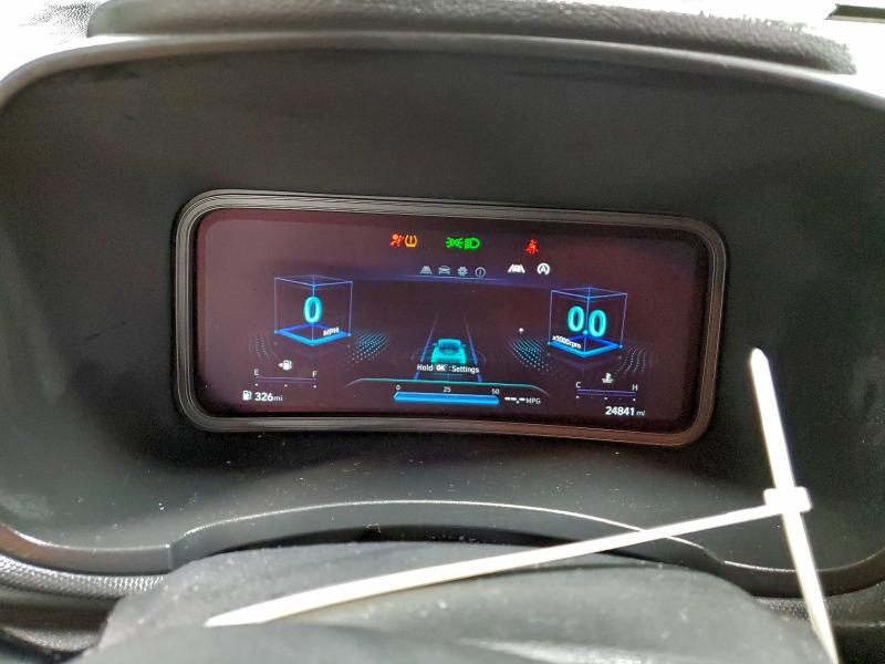 Фото 9 - HYUNDAI KONA