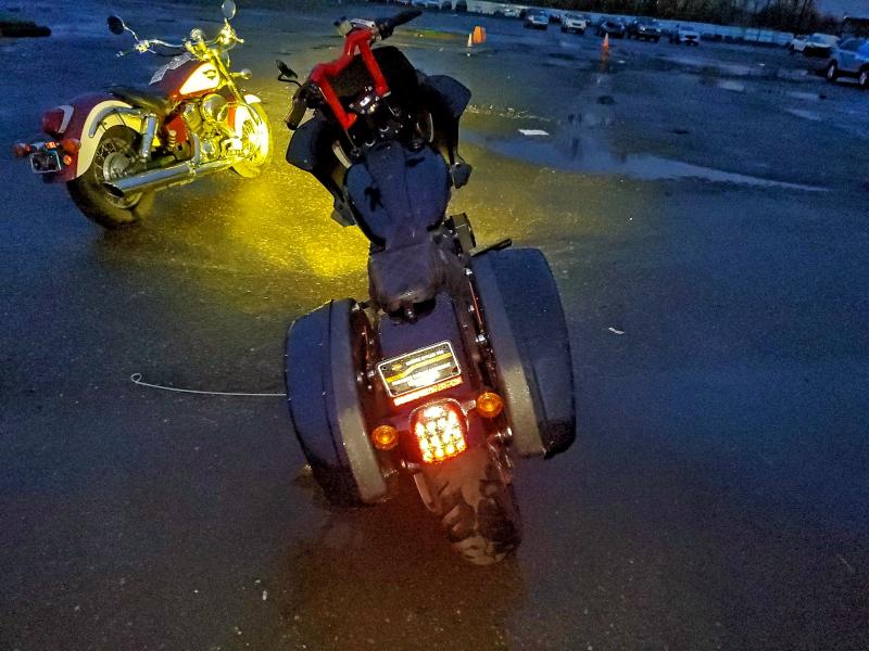 HARLEY-DAVIDSON FXLRST 2022