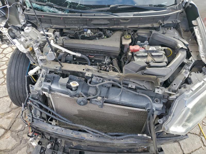 Фото 12 - NISSAN ROGUE