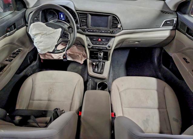 Фото 8 - HYUNDAI ELANTRA