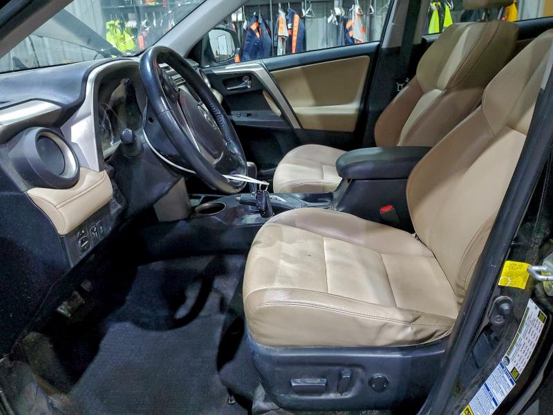 Фото 7 - TOYOTA RAV4