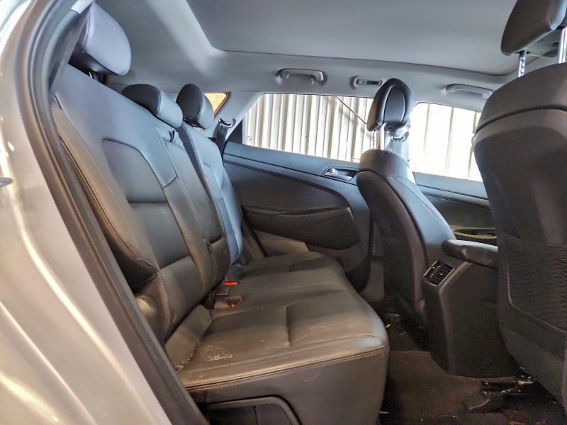 Фото 11 - HYUNDAI TUCSON