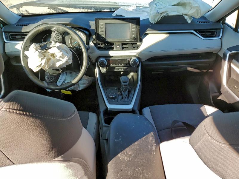 Фото 8 - TOYOTA RAV4