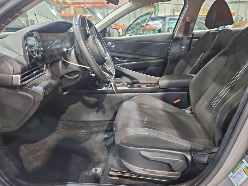 Фото 7 - HYUNDAI ELANTRA