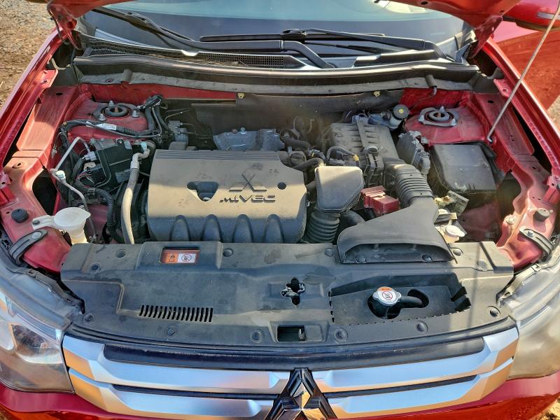 Фото 12 - MITSUBISHI OUTLANDER