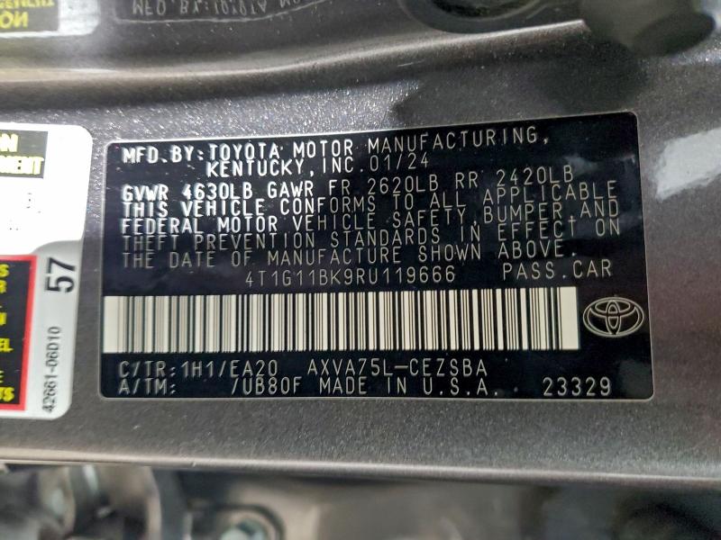 Фото 12 - TOYOTA CAMRY