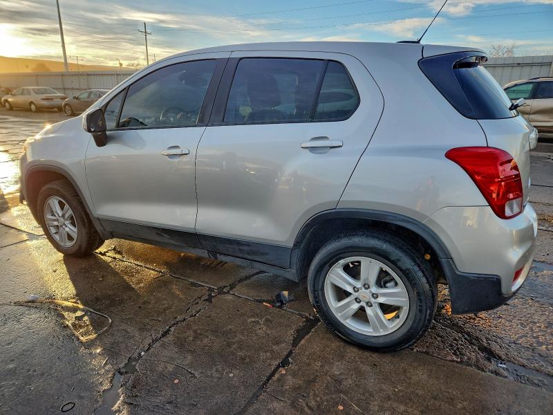 Фото 2 - CHEVROLET TRAX