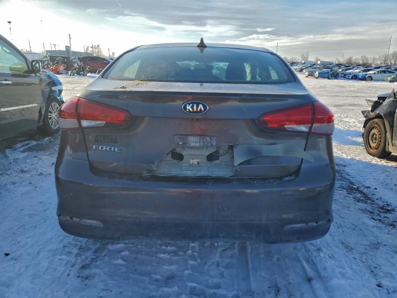 Фото 6 - KIA FORTE