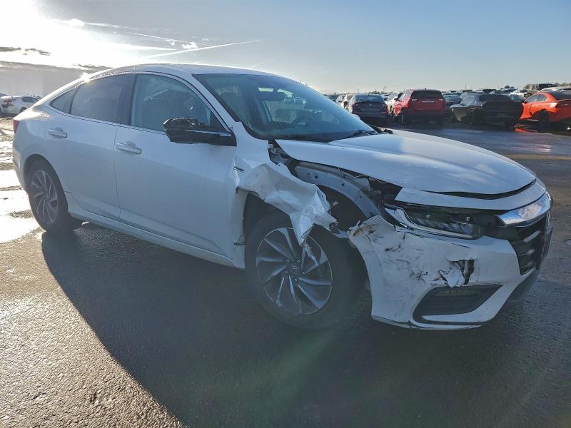 Фото 4 - HONDA INSIGHT