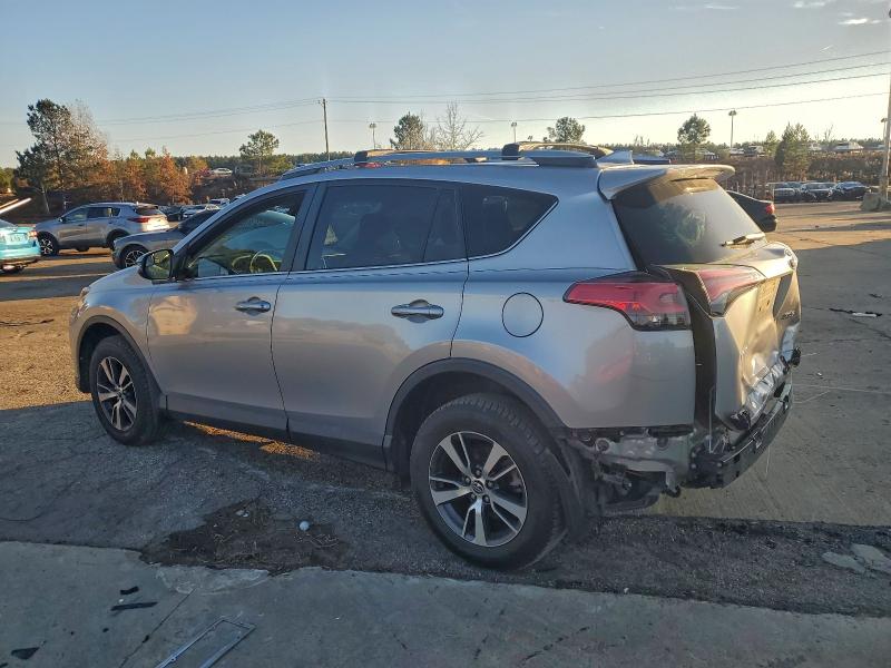 Фото 2 - TOYOTA RAV4