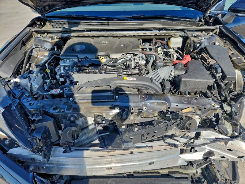 Фото 11 - TOYOTA CAMRY