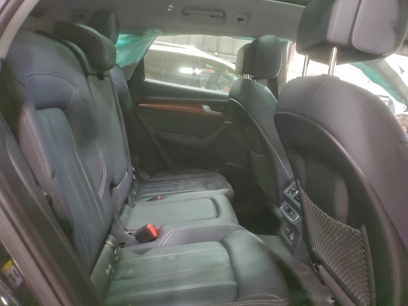 Фото 10 - AUDI Q5