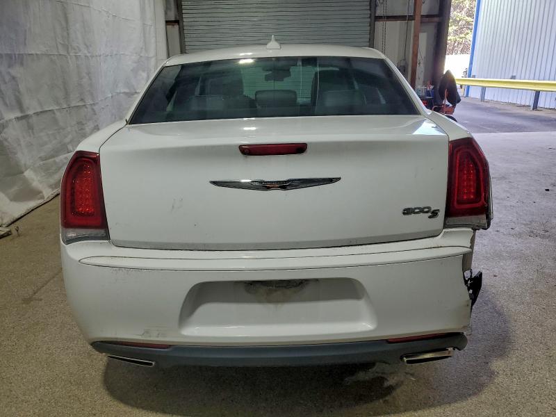 Фото 6 - CHRYSLER 300