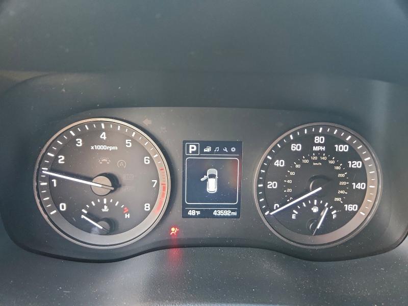 Фото 9 - HYUNDAI TUCSON