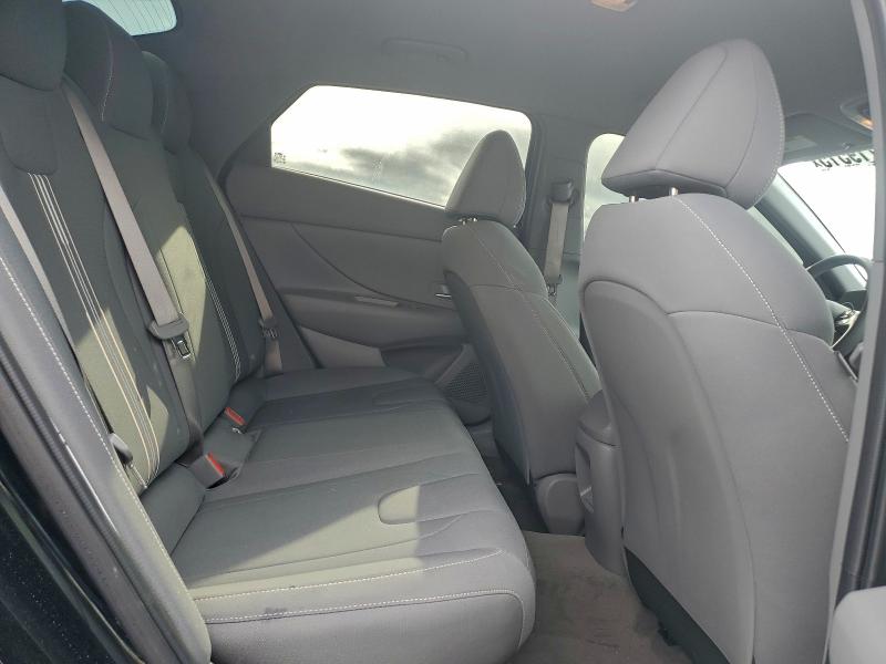 Фото 10 - HYUNDAI ELANTRA