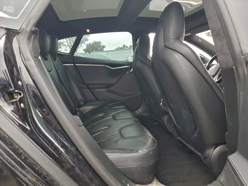 Фото 10 - TESLA MODEL S