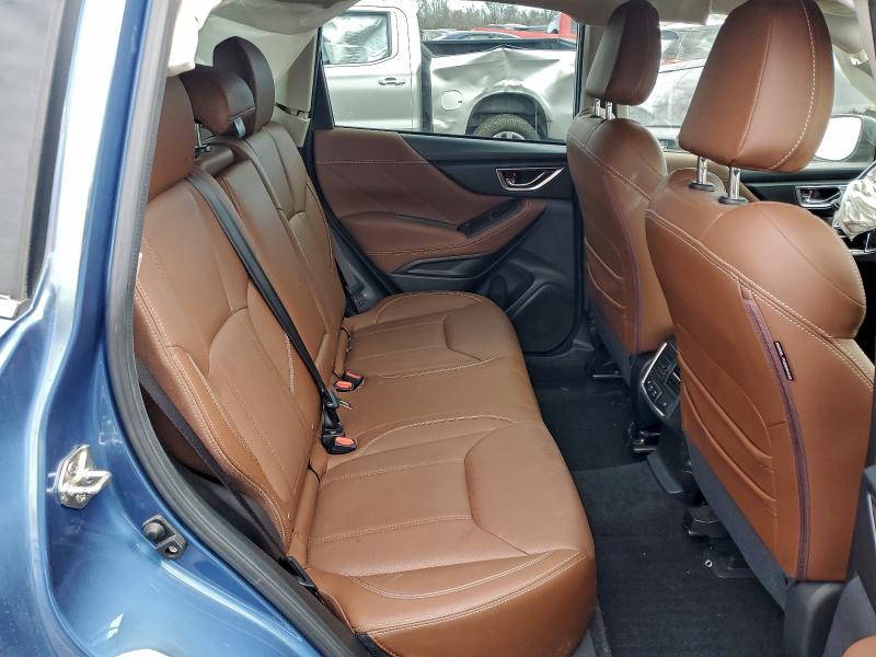 Фото 10 - SUBARU FORESTER