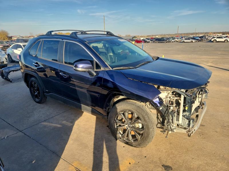 Фото 4 - TOYOTA RAV4