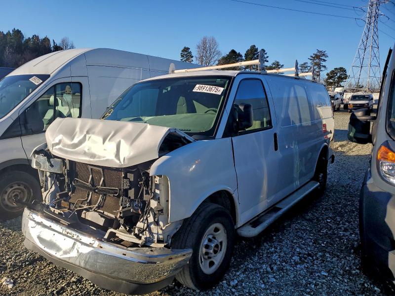 Фото 1 - GMC SAVANA