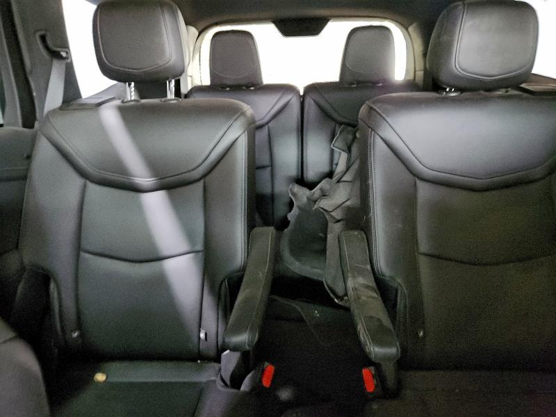 Фото 10 - CADILLAC XT6