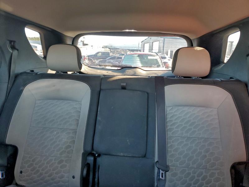 Фото 10 - CHEVROLET EQUINOX