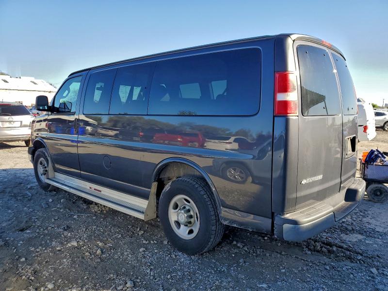 Фото 2 - CHEVROLET EXPRESS