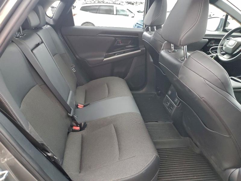 Фото 10 - TOYOTA BZ4X XLE