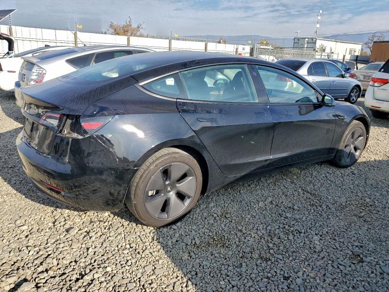 Фото 3 - TESLA MODEL 3