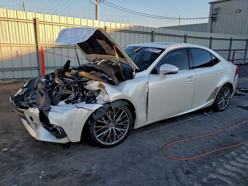 Фото 1 - LEXUS IS