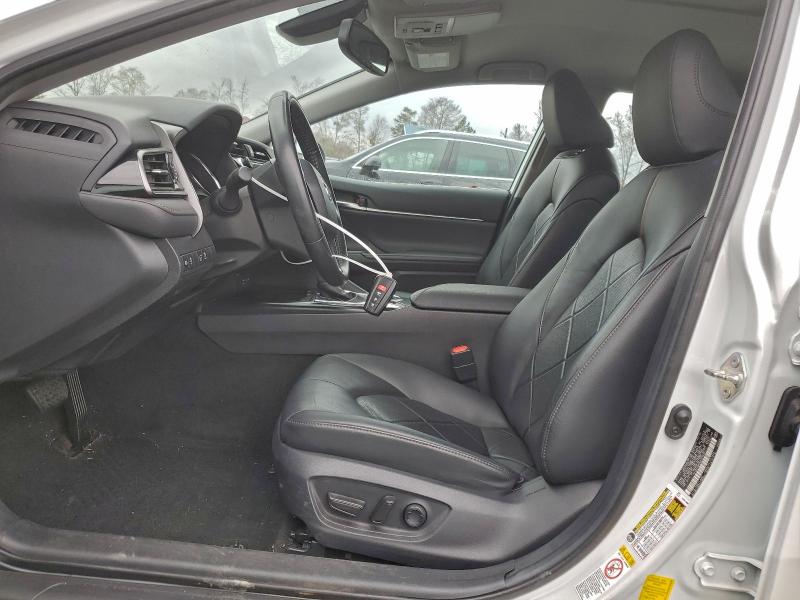 Фото 7 - TOYOTA CAMRY