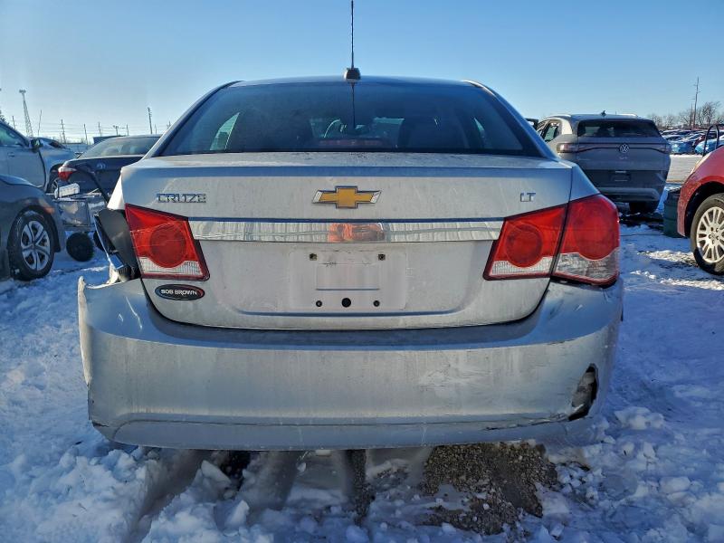 Фото 6 - CHEVROLET CRUZE