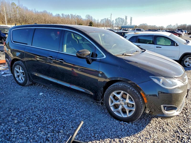 Фото 4 - CHRYSLER PACIFICA